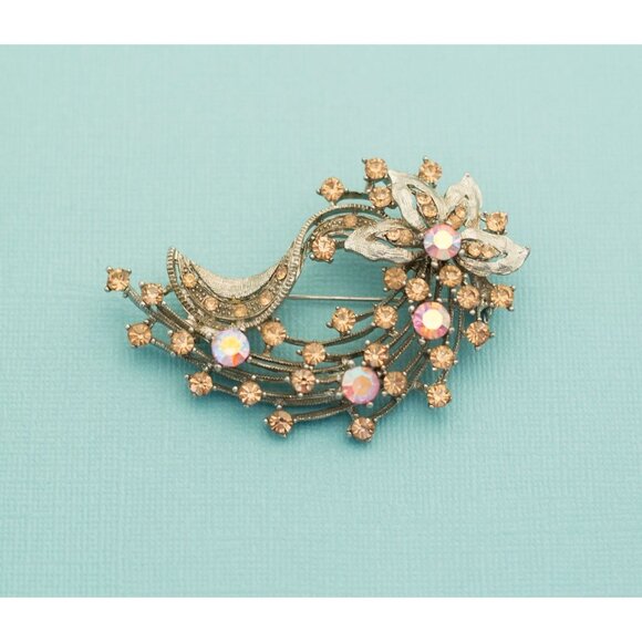 Vintage Silver Floral Brooch E16 - Picture 1 of 2